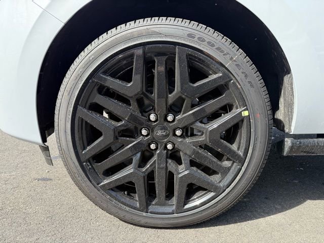 New 2026 Ford Expedition Max Platinum w/ Stealth Performance Package AWD/4WD image 8