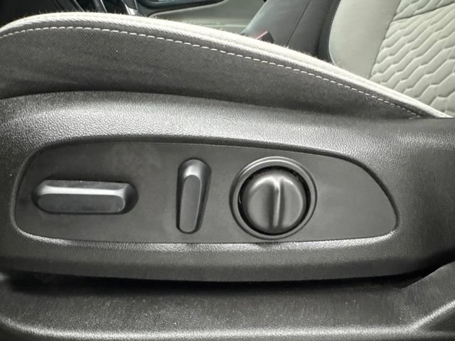 Used 2018 Chevrolet Equinox LT AWD/4WD image 10