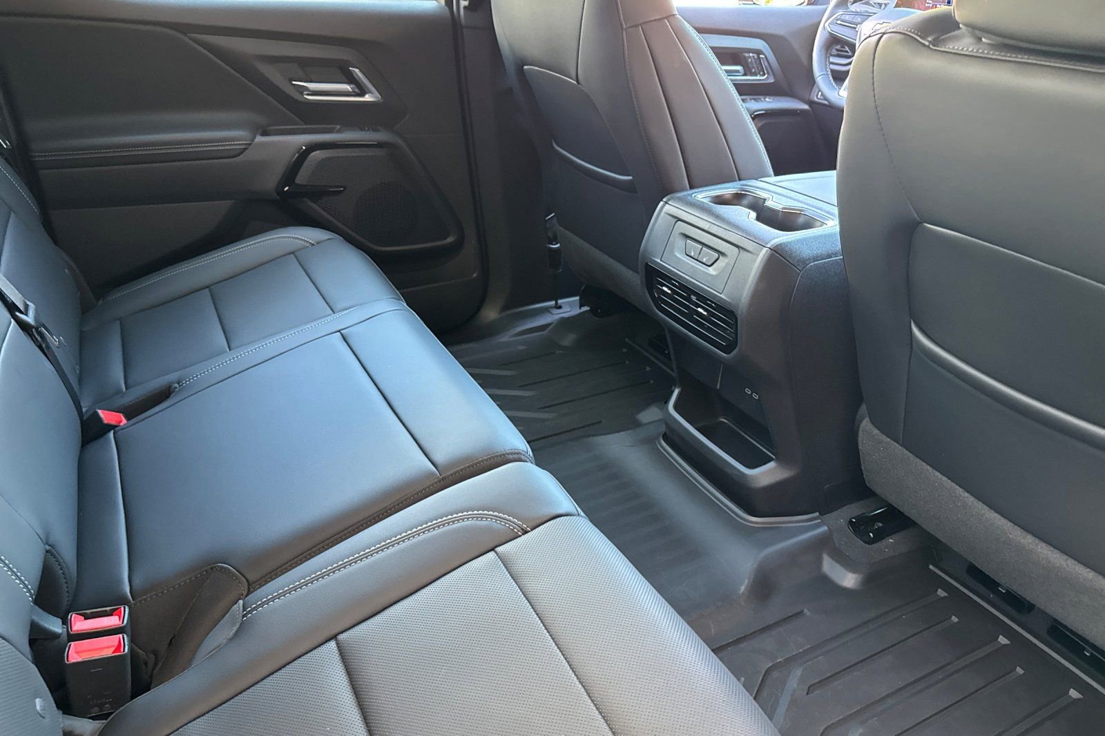 Used 2026 Chevrolet Silverado EV LT w/ Plus Package image 18