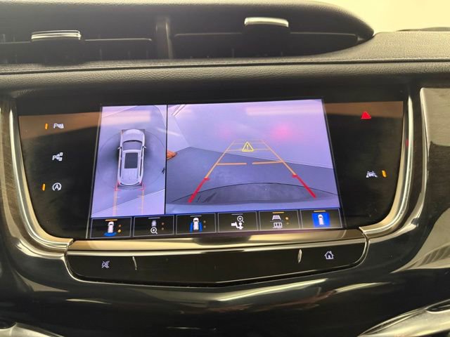 Used 2022 Cadillac XT6 Premium Luxury w/ Technology Package image 24