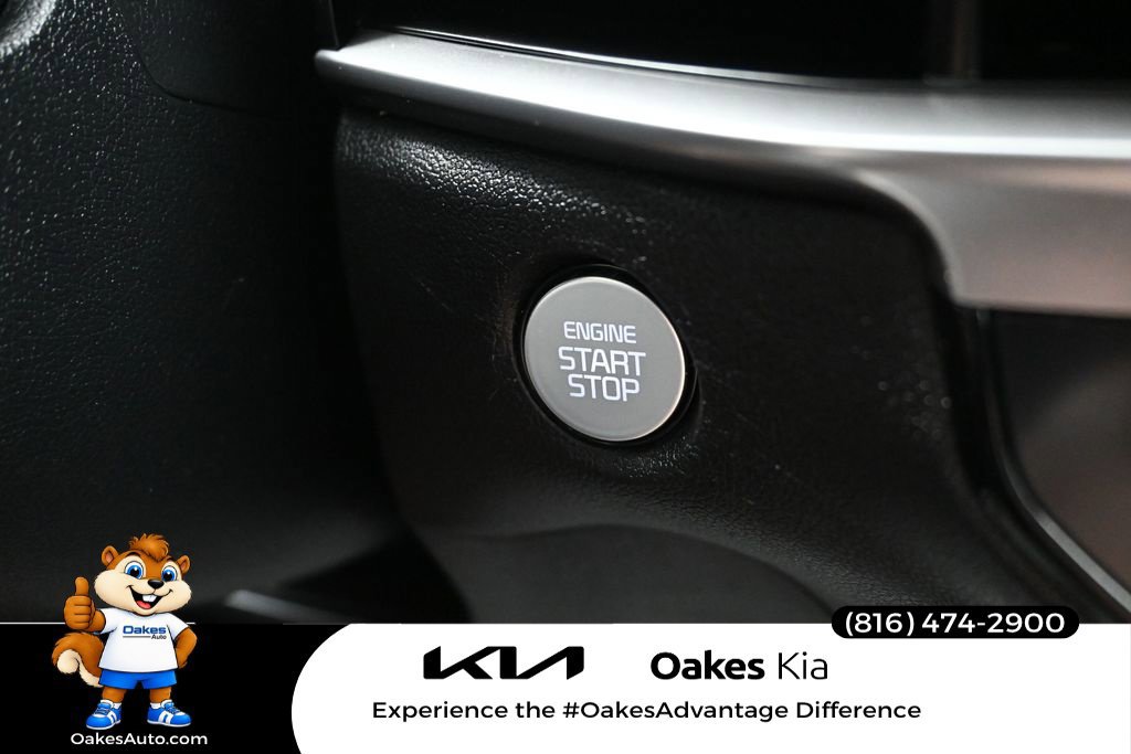 Certified 2026 Kia Sorento S w/ S Panoramic Sunroof Package FWD image 24