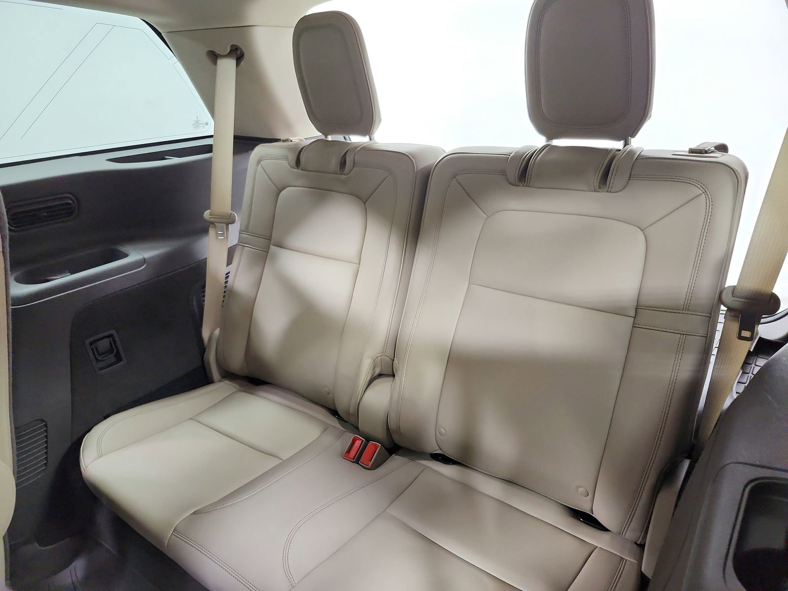 Used 2023 Lincoln Aviator Reserve w/ Elements Package Plus image 35