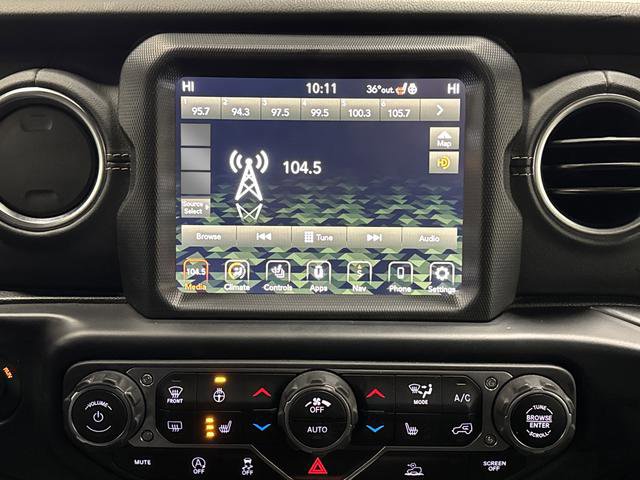 Used 2020 Jeep Gladiator Overland image 18