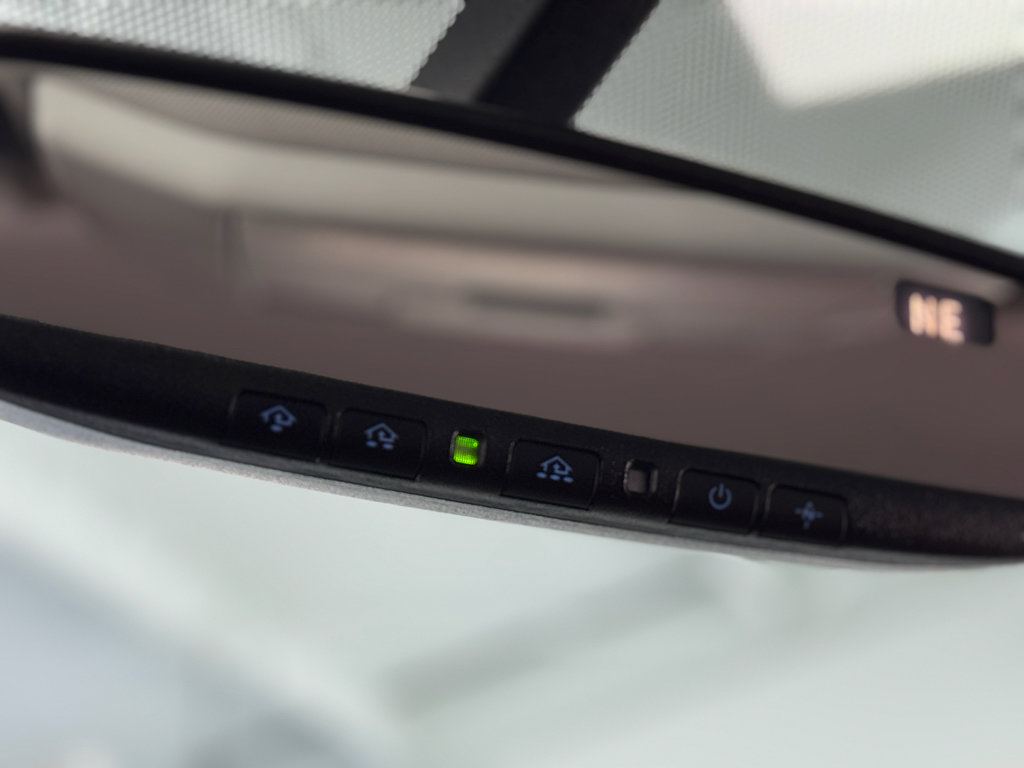 Used 2017 Toyota Tundra SR5 w/ SR5 Upgrade Package image 25