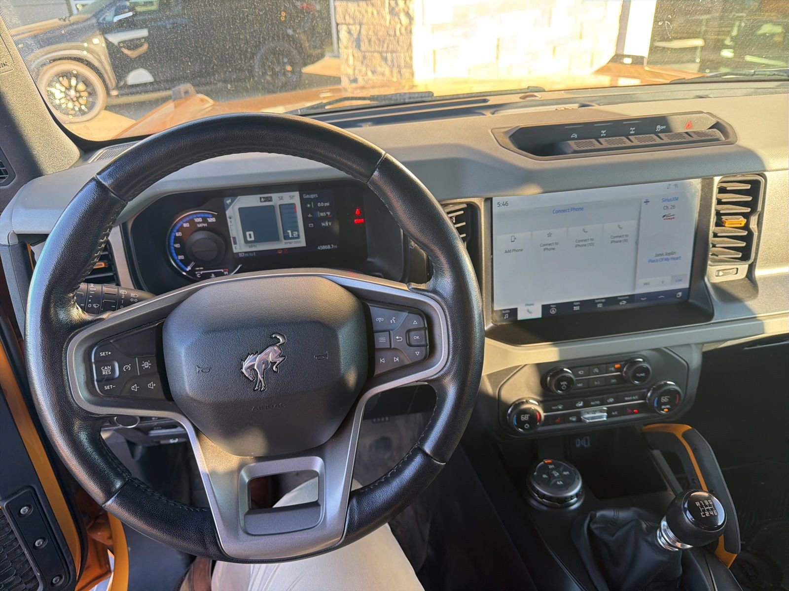 Used 2021 Ford Bronco Badlands image 4