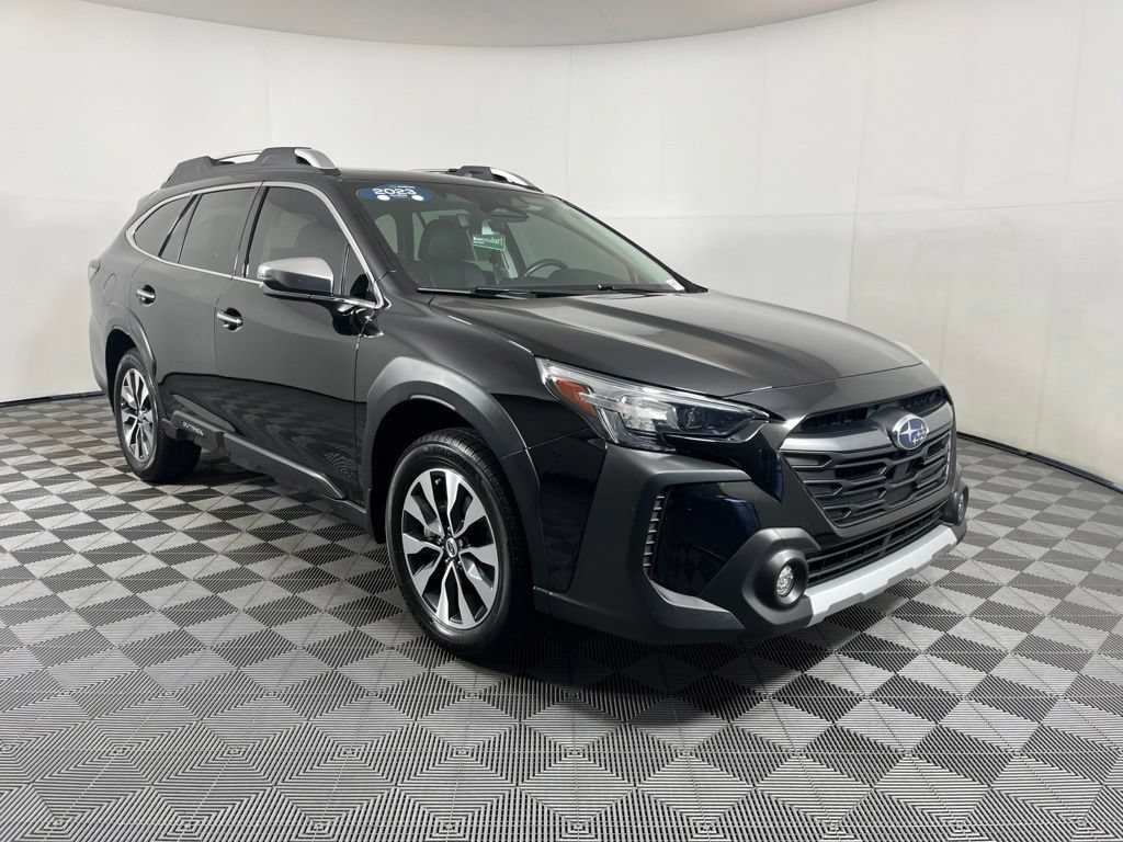 Used 2023 Subaru Outback Touring XT AWD/4WD image 17