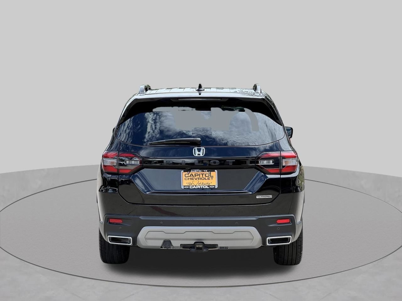 Used 2025 Honda Pilot Touring image 5