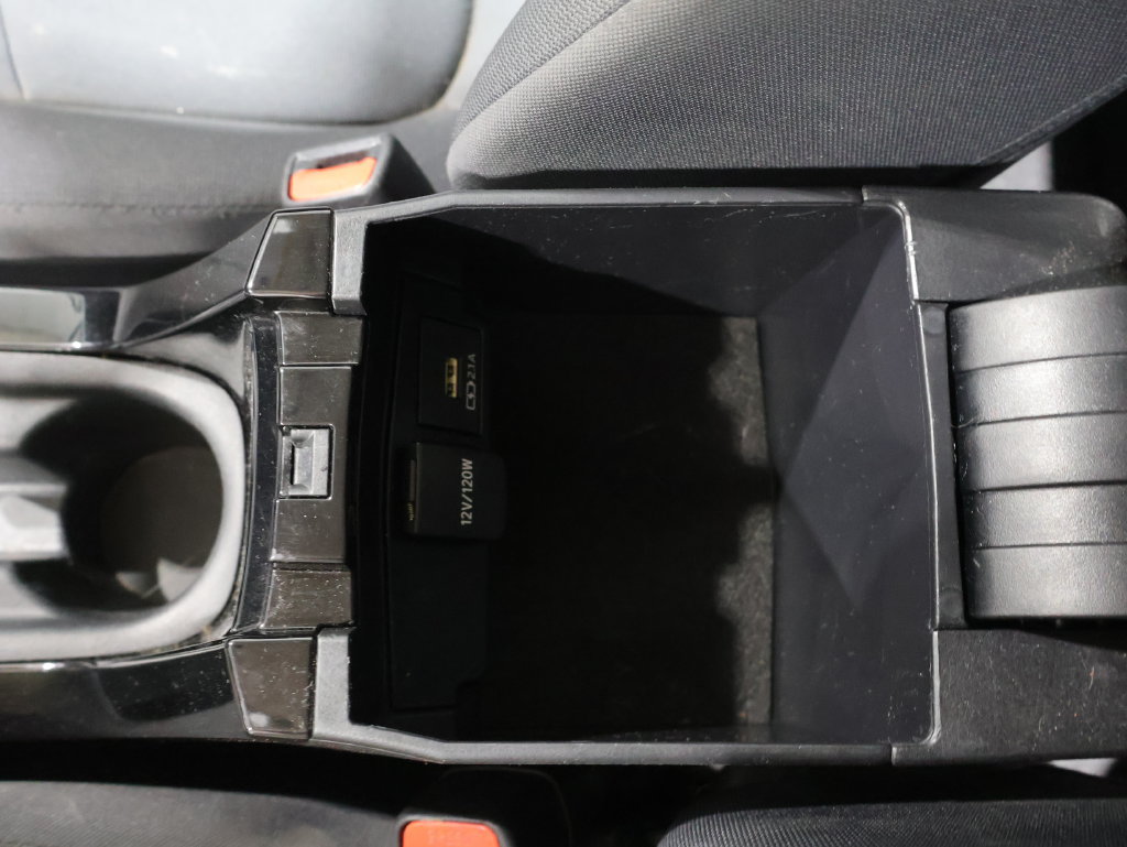 Used 2020 Toyota Corolla LE FWD image 28