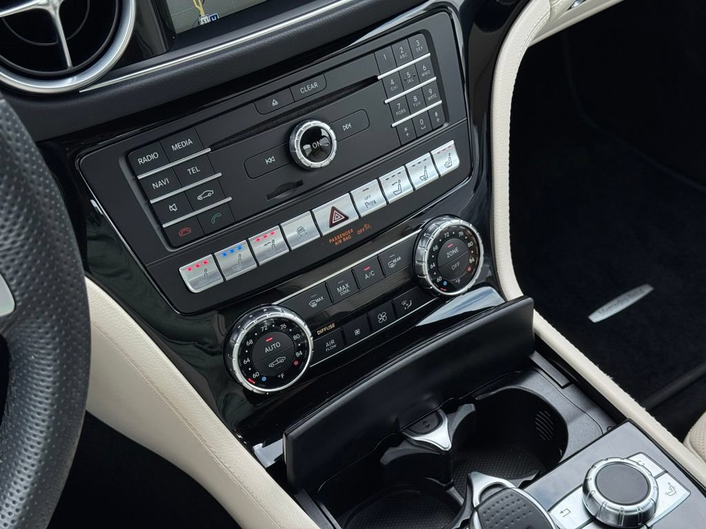 Certified 2019 Mercedes-Benz SL 550 image 20