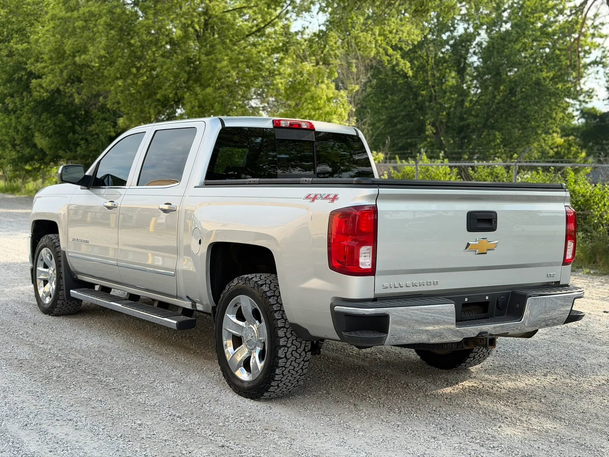Used 2016 Chevrolet Silverado 1500 LTZ w/ Sport Package AWD/4WD image 7