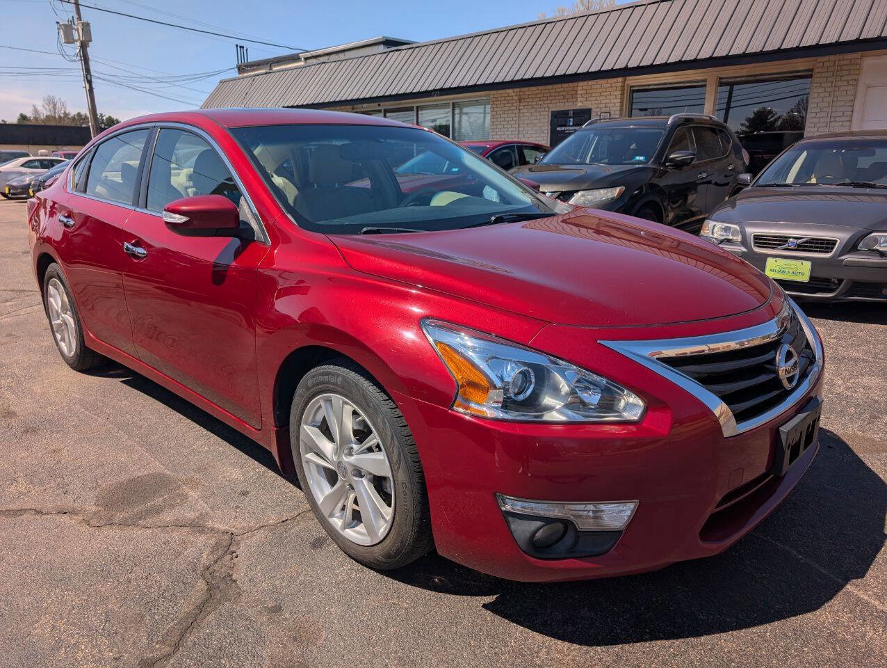 Used 2013 Nissan Altima 2.5 SL w/ Technology Pkg