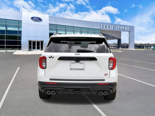 Used 2024 Ford Explorer ST w/ Equipment Group 401A AWD/4WD image 3