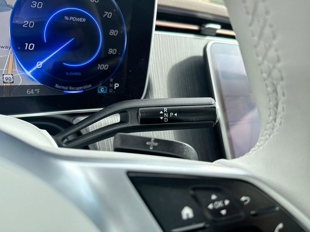 Used 2024 Mercedes-Benz EQE 350+ 4MATIC Sedan image 23