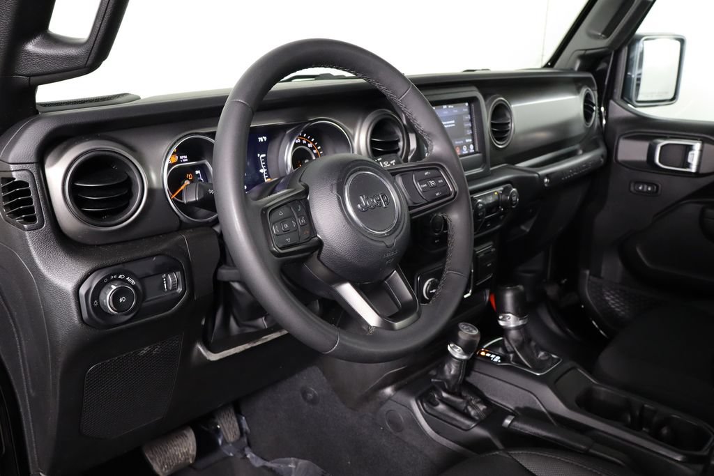Used 2023 Jeep Wrangler Unlimited Sport AWD/4WD image 22