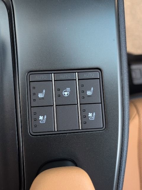 New 2026 Lexus UX 300h AWD image 21