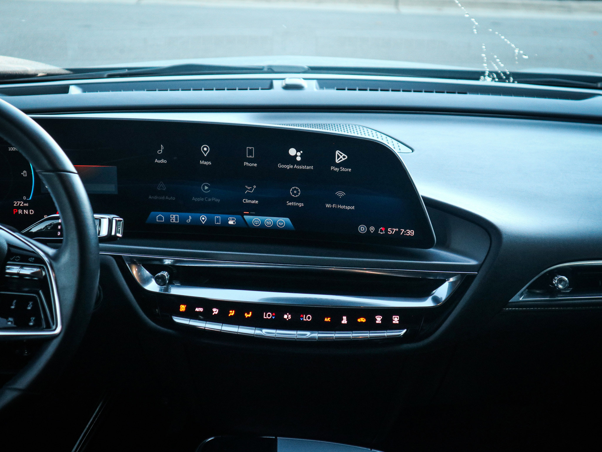 Used 2024 Cadillac Lyriq Tech image 31