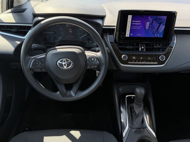 Used 2023 Toyota Corolla LE image 9