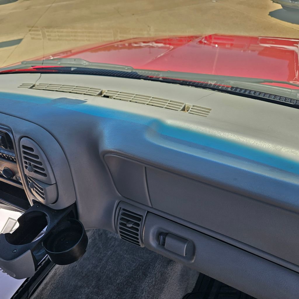 Used 1997 Chevrolet Tahoe 4WD 2-Door w/ Preferred Equipment Group 2 image 29