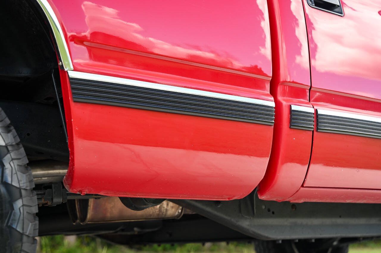Used 1989 Chevrolet Silverado 1500 4x4 Regular Cab image 12