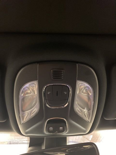 Used 2025 Jeep Compass Limited w/ Sun & Sound Group image 14