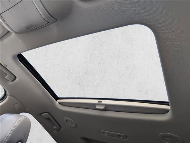 Used 2019 Buick Enclave Essence FWD image 17