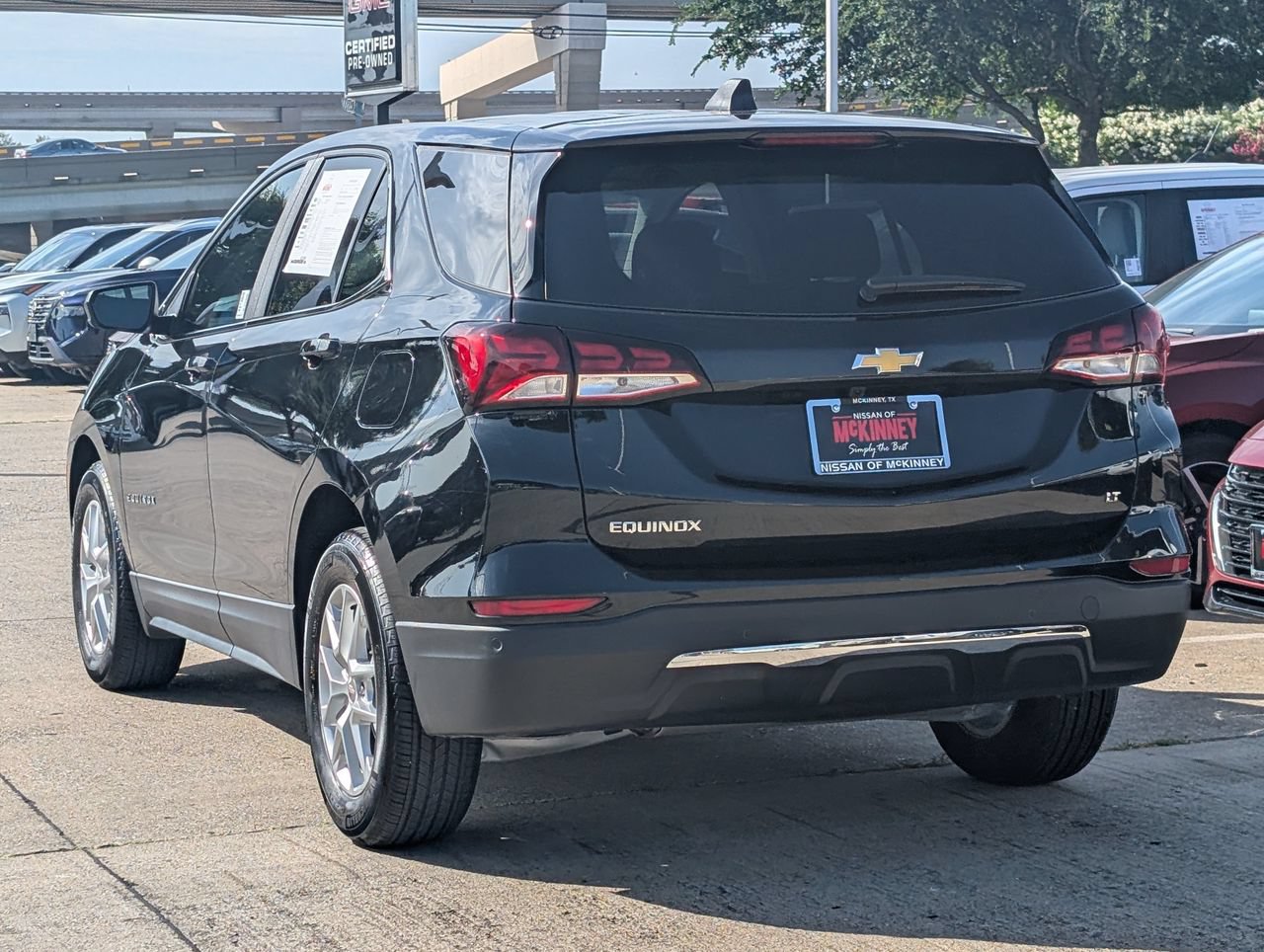 Used 2024 Chevrolet Equinox LT FWD image 4