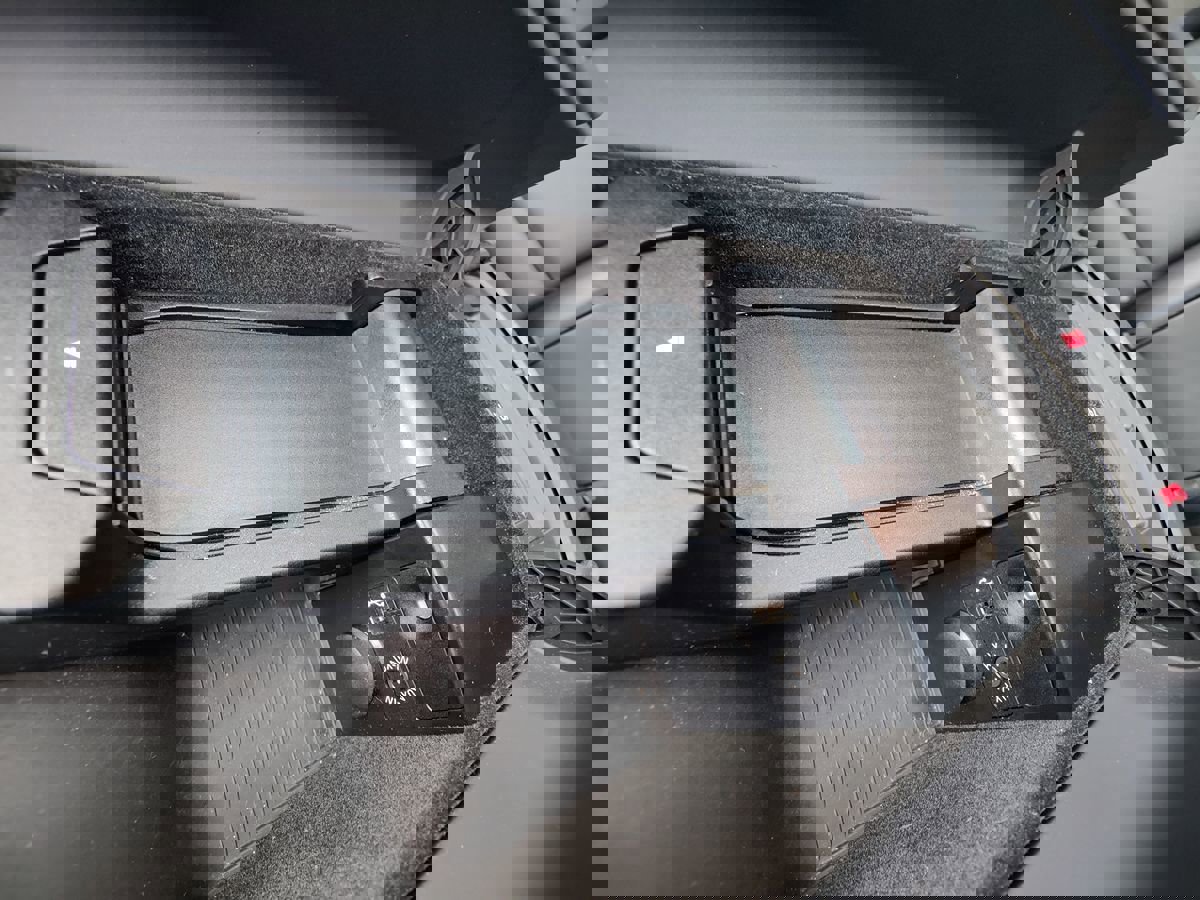 Used 2013 BMW 750Li xDrive image 41