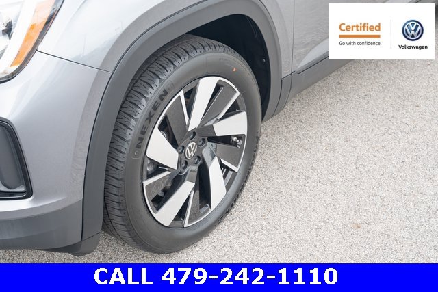 Certified 2024 Volkswagen Atlas Cross Sport SE image 10