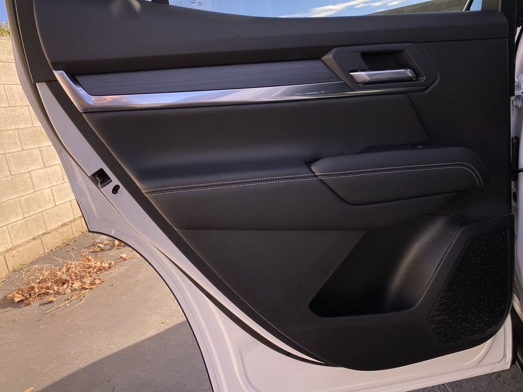 New 2026 GMC Terrain Elevation image 35