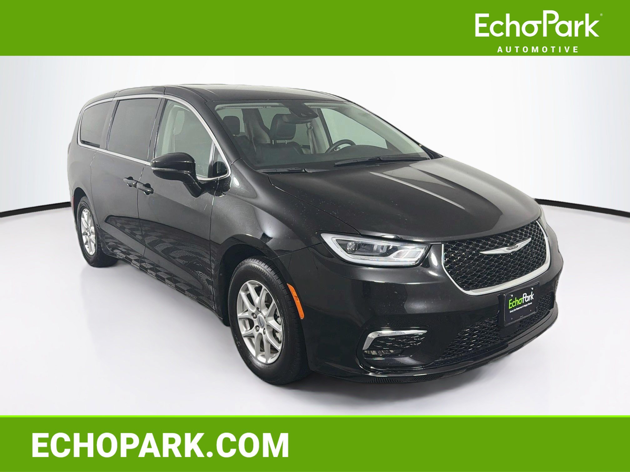 Used 2024 Chrysler Pacifica Touring-L