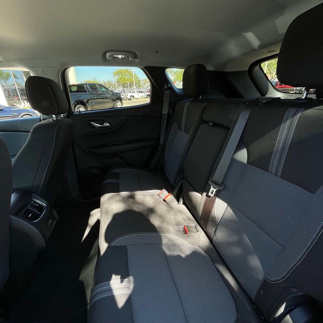 Used 2025 Chevrolet Blazer LT image 23