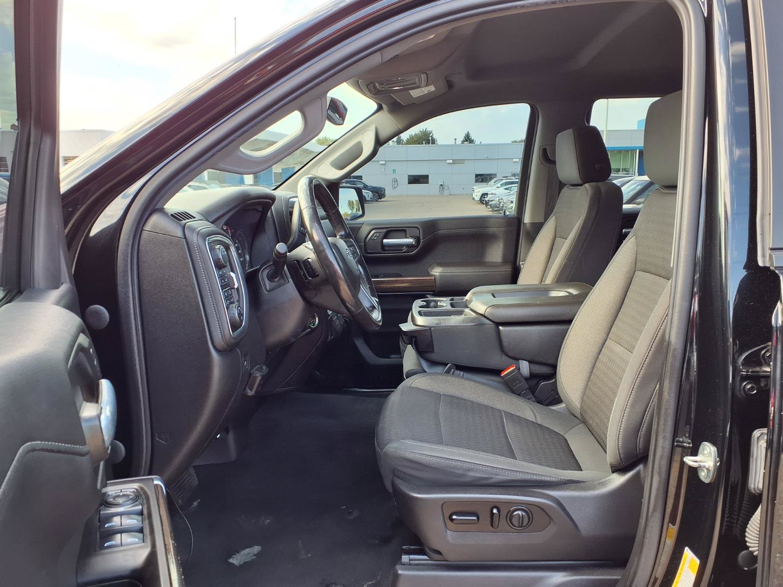 Used 2021 Chevrolet Silverado 1500 RST AWD/4WD image 18