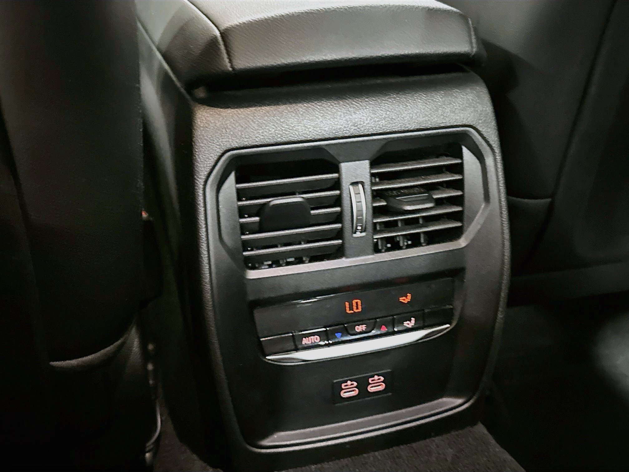 Used 2025 BMW M340i RWD image 26