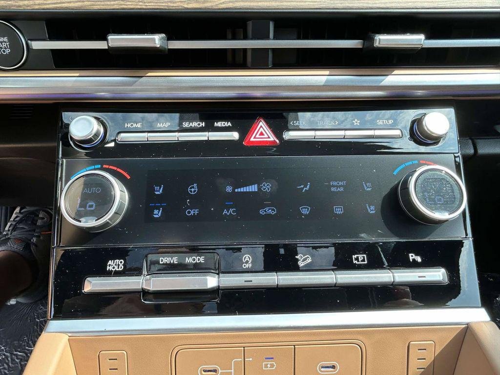 New 2027 Hyundai Santa Fe Limited FWD image 47