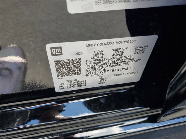 New 2025 GMC Sierra 3500 Denali w/ Technology Package image 16