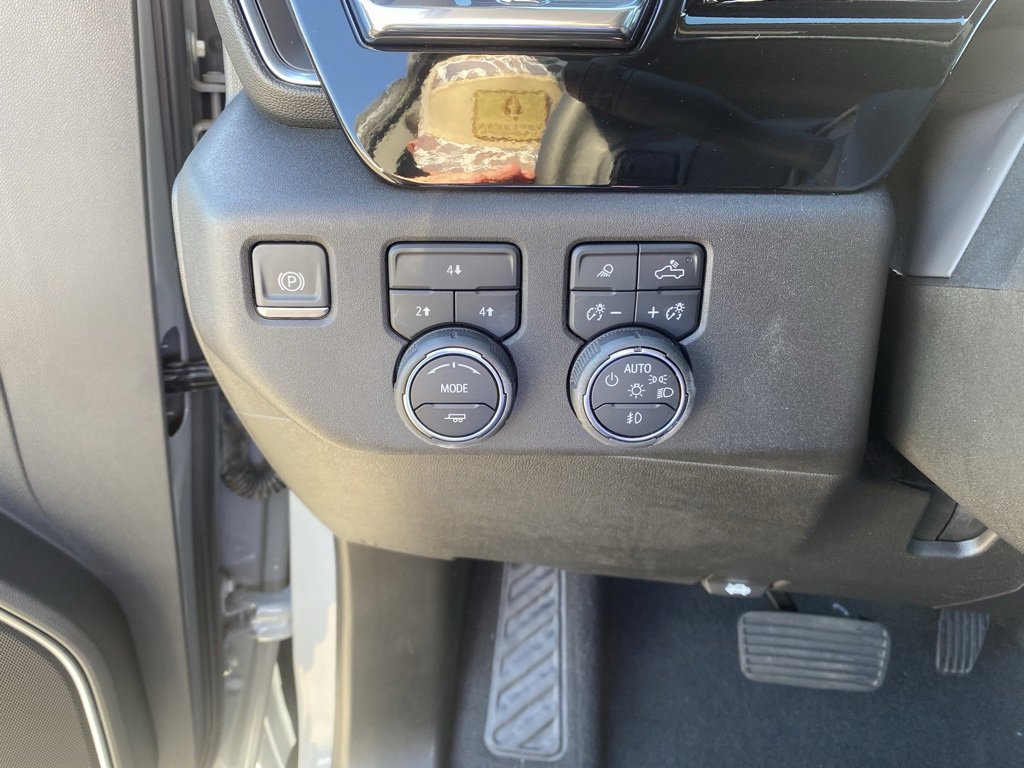 Used 2024 Chevrolet Silverado 2500 LT w/ Texas Edition image 20