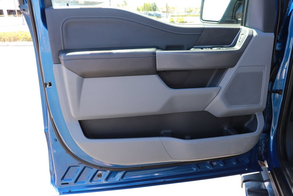 Used 2025 Ford F150 XLT w/ Equipment Group 301A Standard AWD/4WD image 9