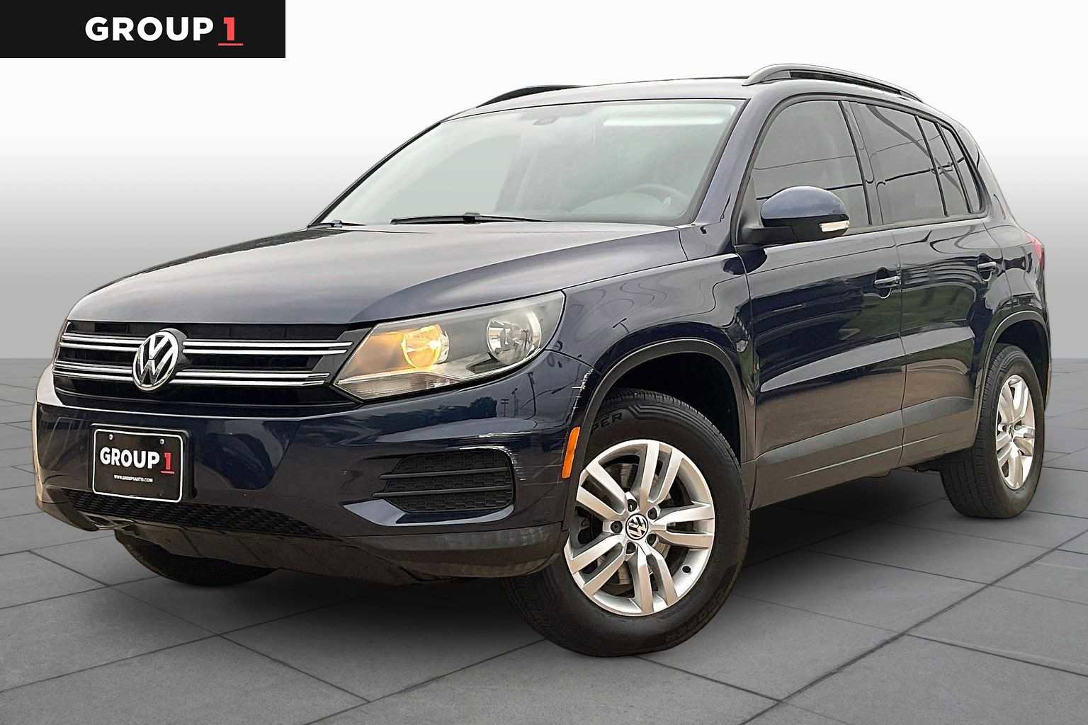 Used 2016 Volkswagen Tiguan S FWD image 1