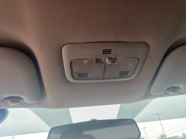 Used 2015 Toyota Corolla LE FWD image 22