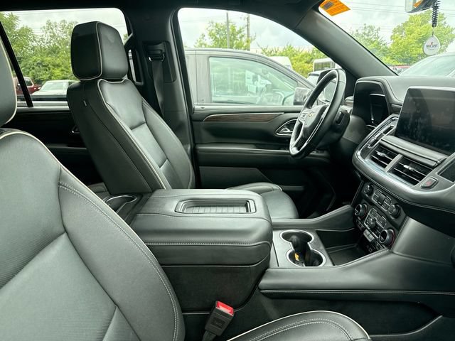 Used 2024 Chevrolet Tahoe Premier w/ Premium Package AWD/4WD image 18