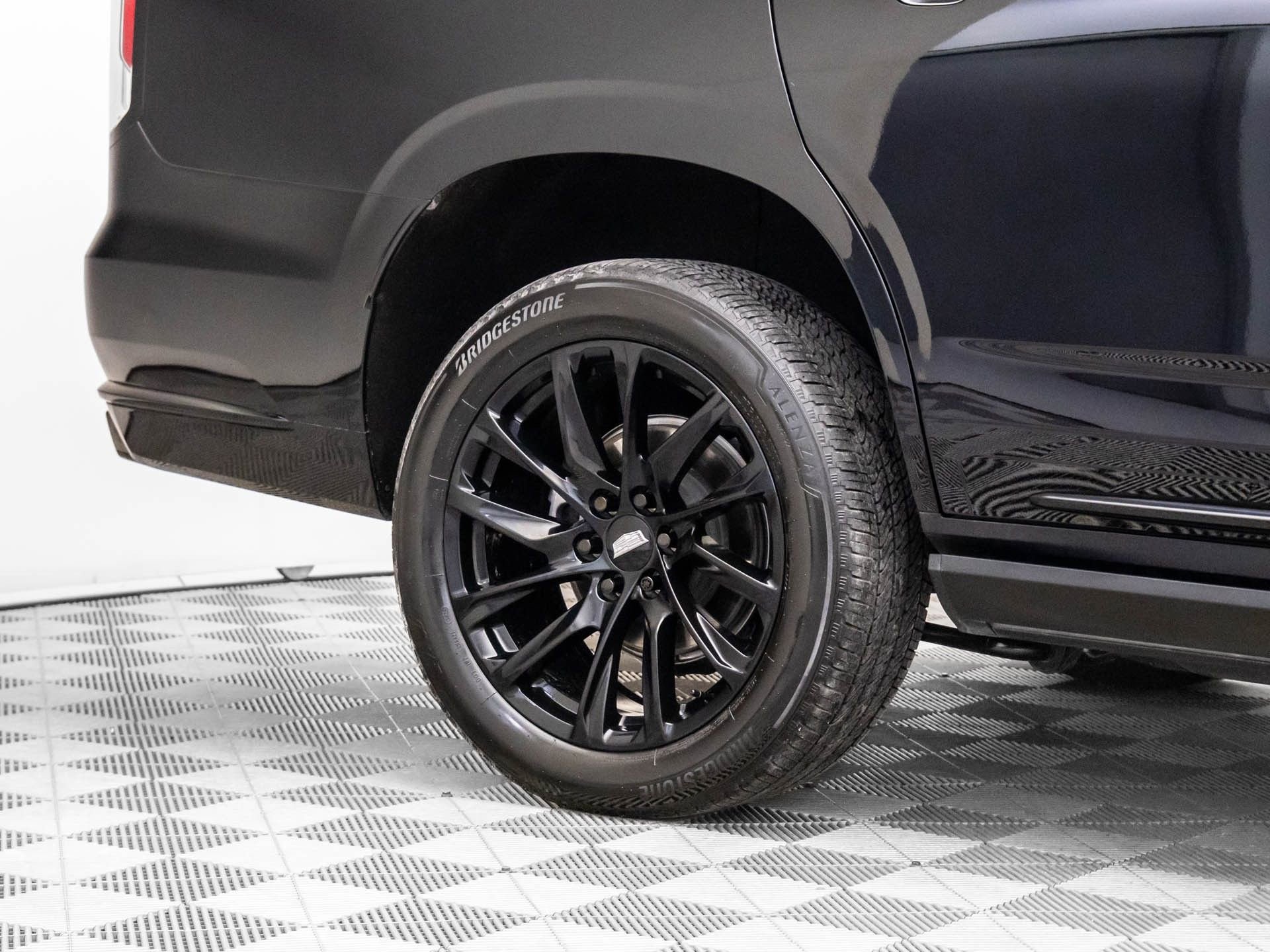 Used 2024 Cadillac Escalade Sport w/ LPO, ONYX Package image 38