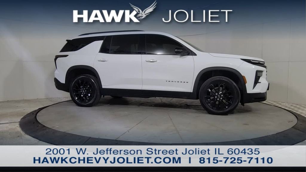 Used 2024 Chevrolet Traverse LT w/ Midnight/Sport Edition FWD image 8