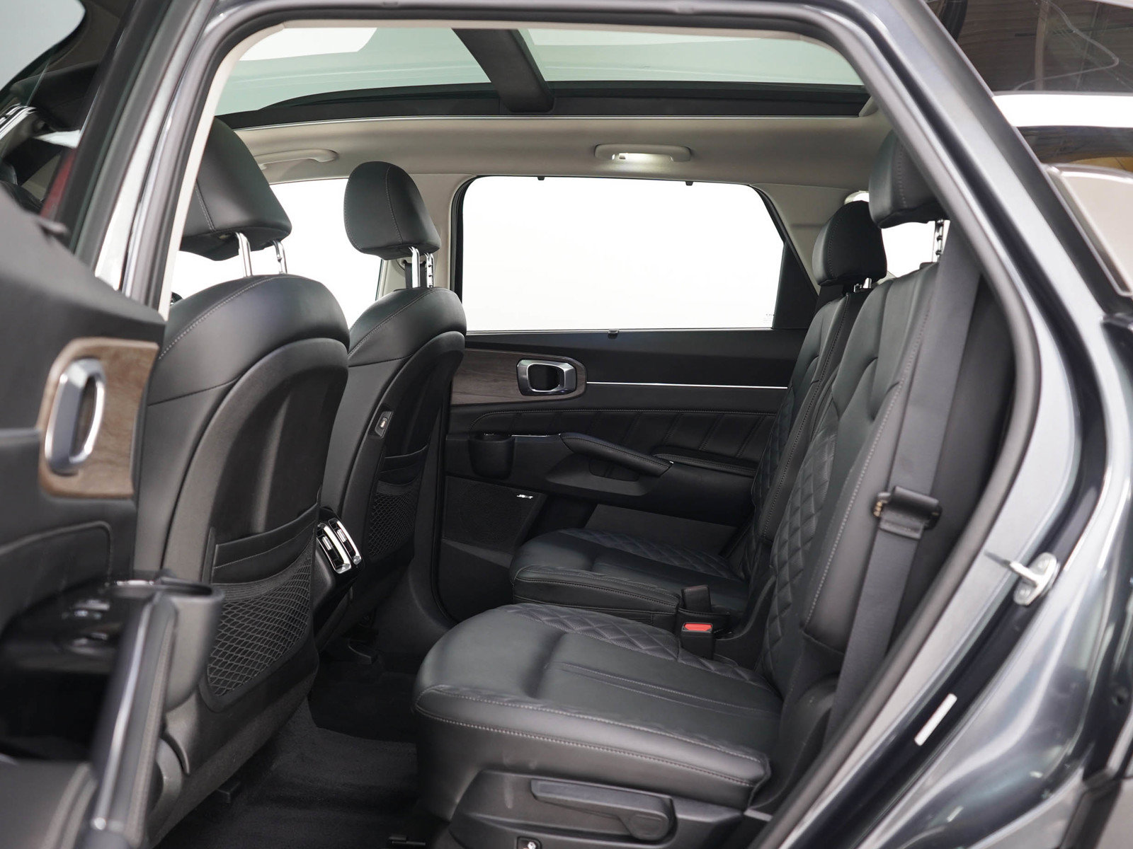 Used 2023 Kia Sorento SX Prestige AWD/4WD image 18