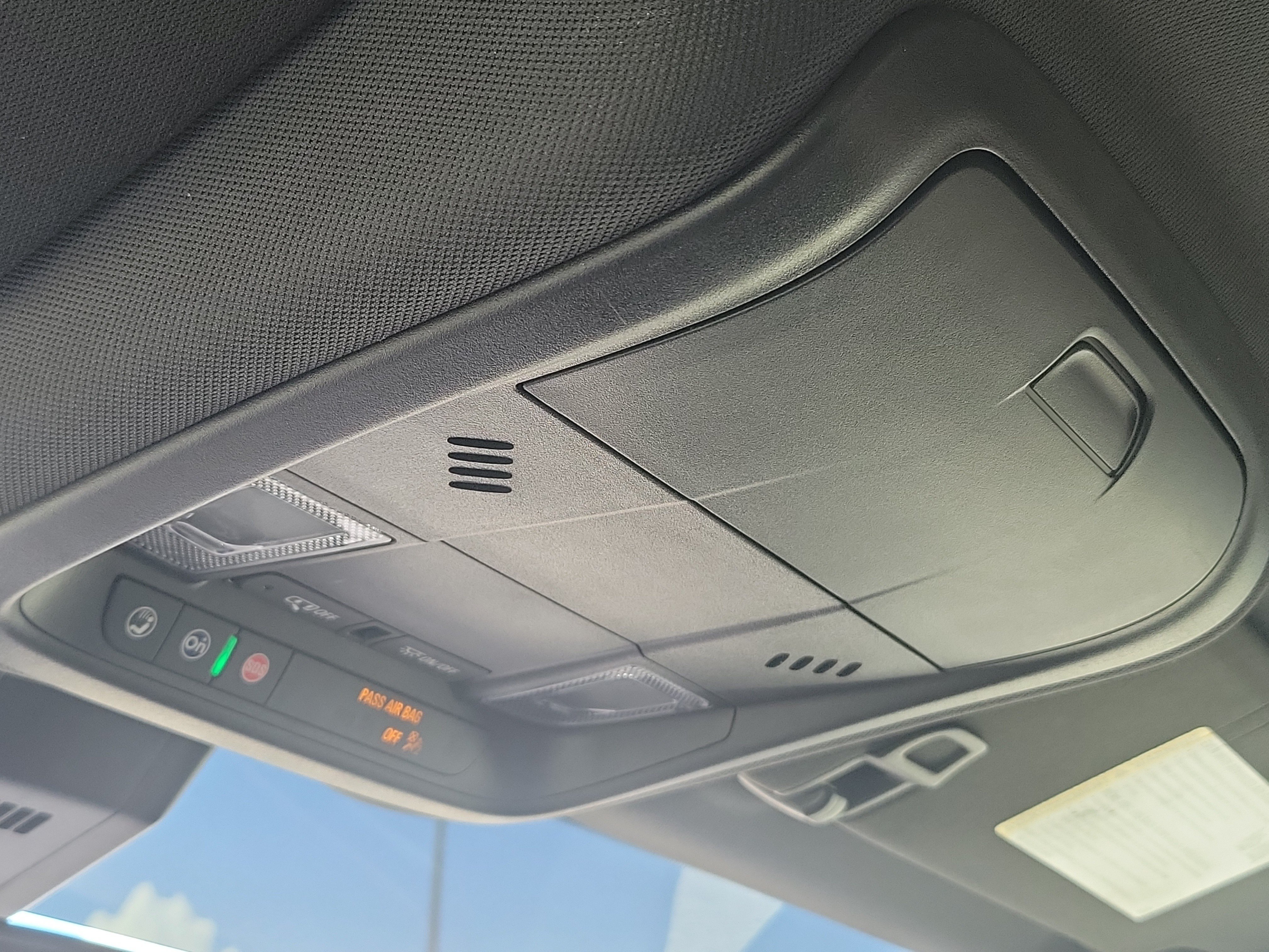 Certified 2023 Chevrolet Equinox RS w/ RS Leather Package FWD image 30