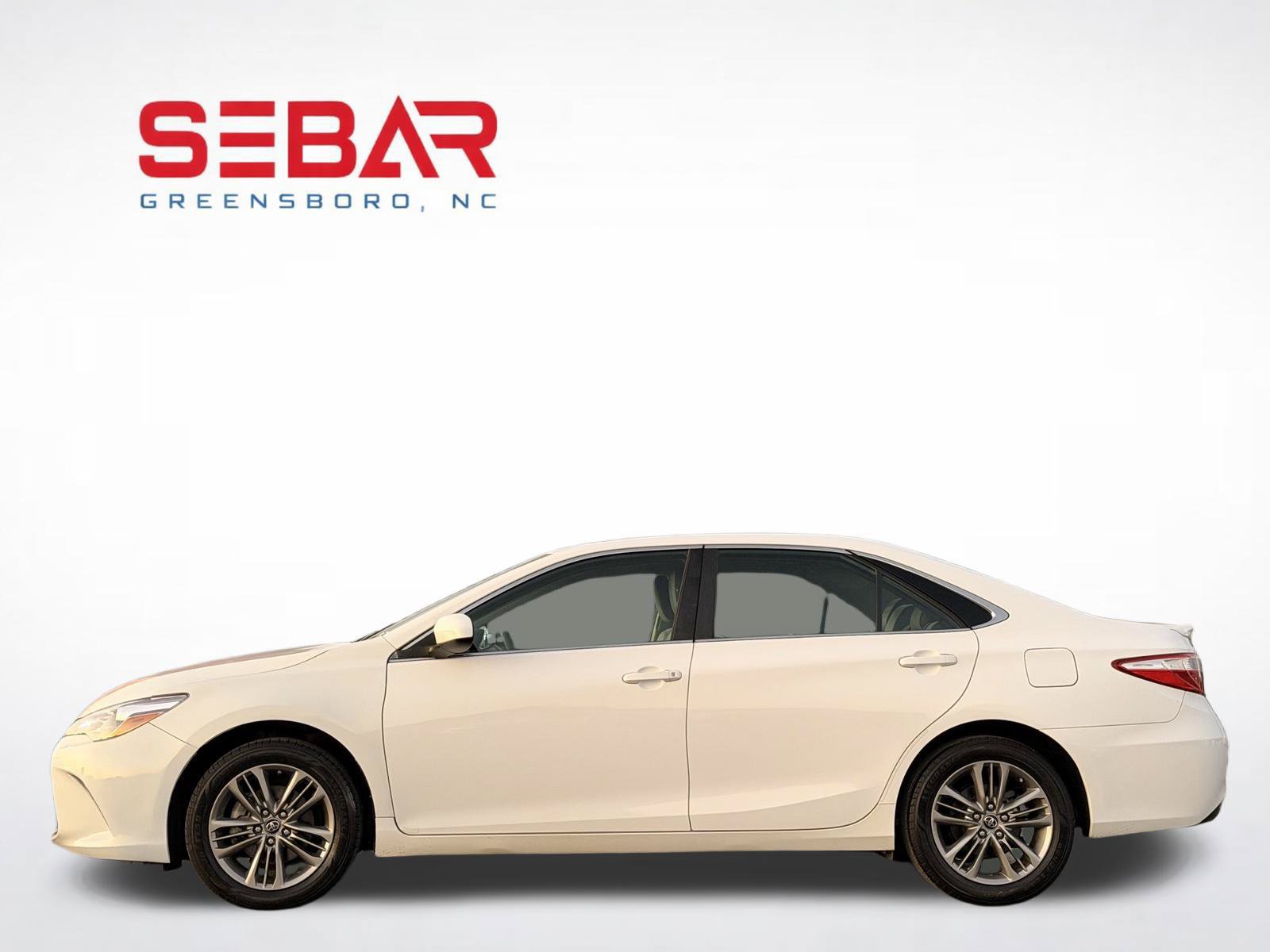 Used 2016 Toyota Camry SE FWD image 11