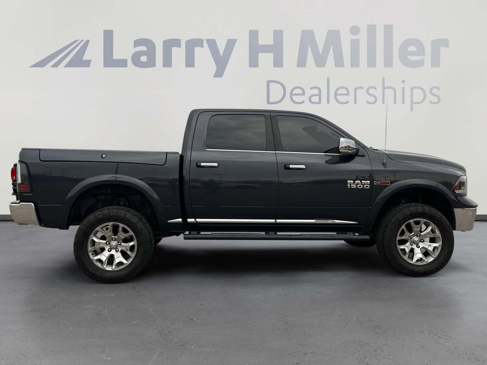 Used 2016 RAM 1500 Limited image 6
