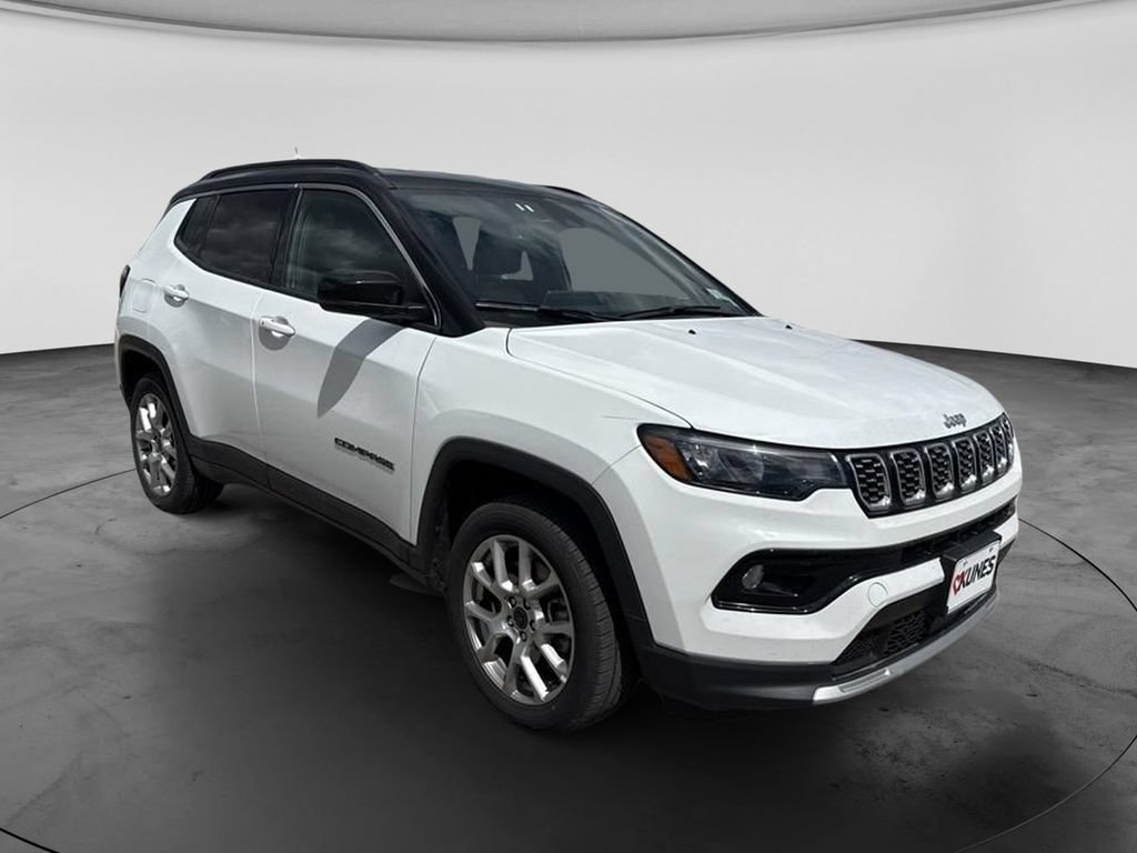 Used 2025 Jeep Compass Limited AWD/4WD image 6