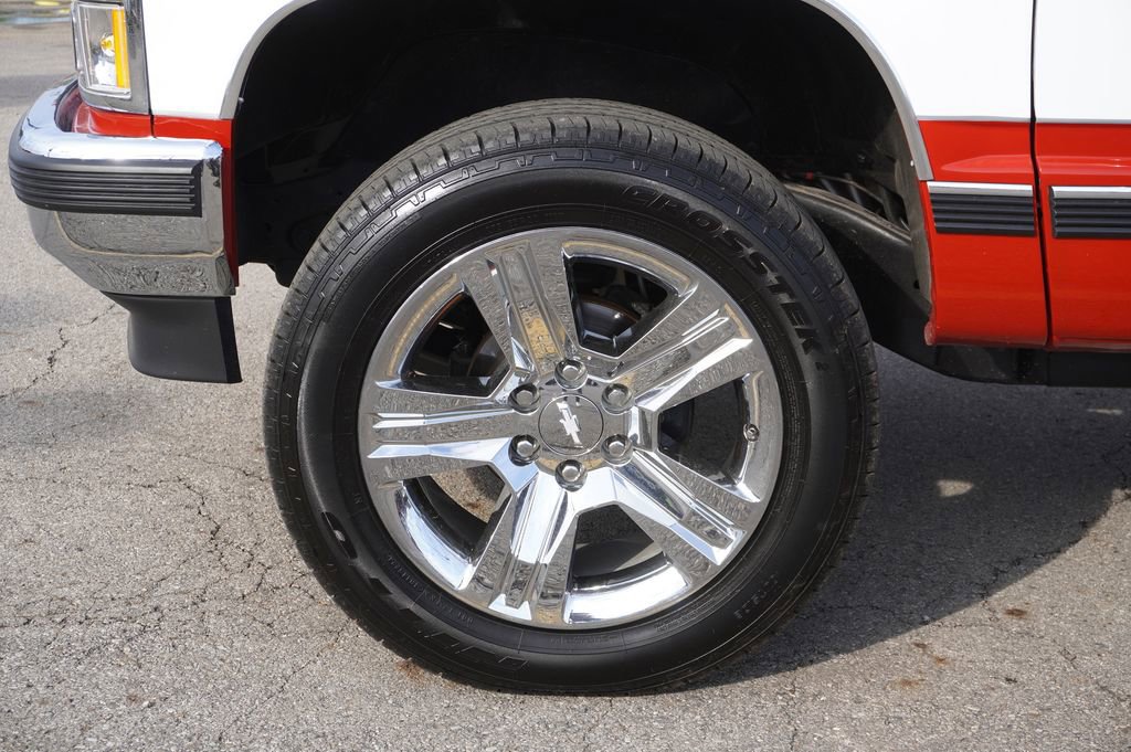 Used 1991 Chevrolet Silverado 1500 4x4 Regular Cab image 10