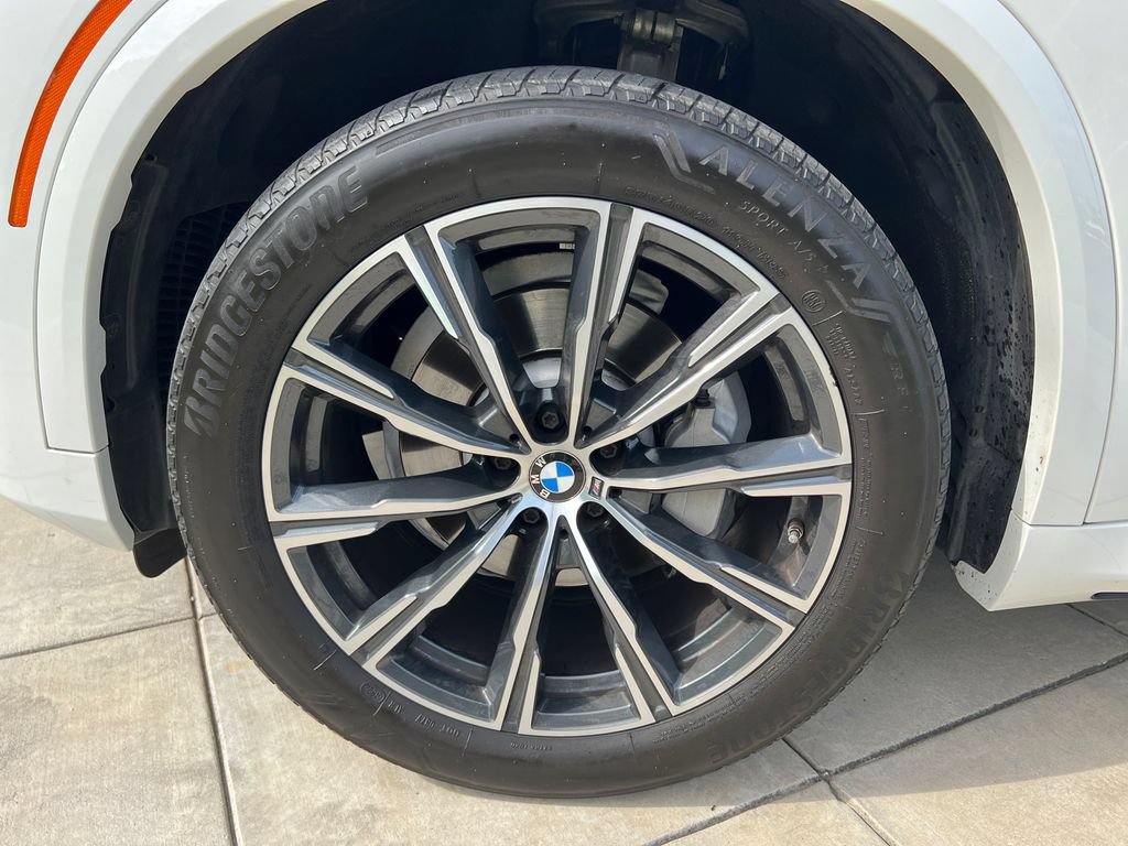 Used 2023 BMW X5 xDrive40i w/ M Sport Package AWD/4WD image 29