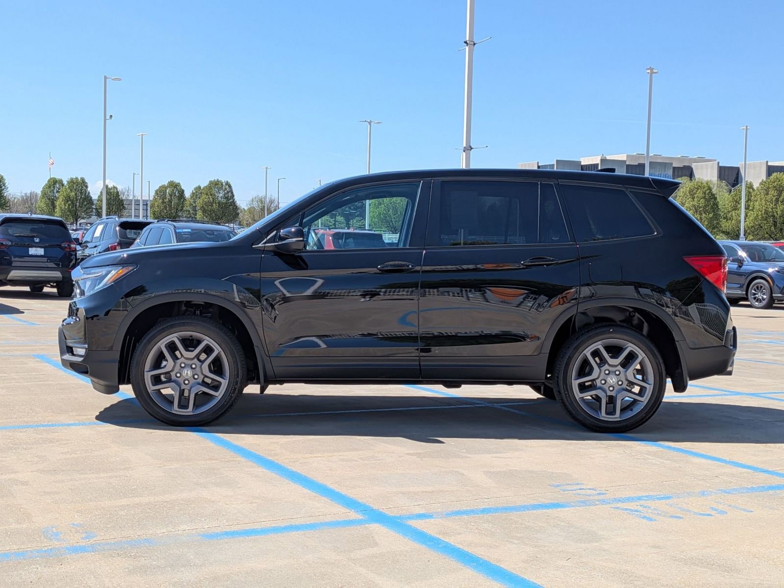 Certified 2023 Honda Passport EX-L image 10